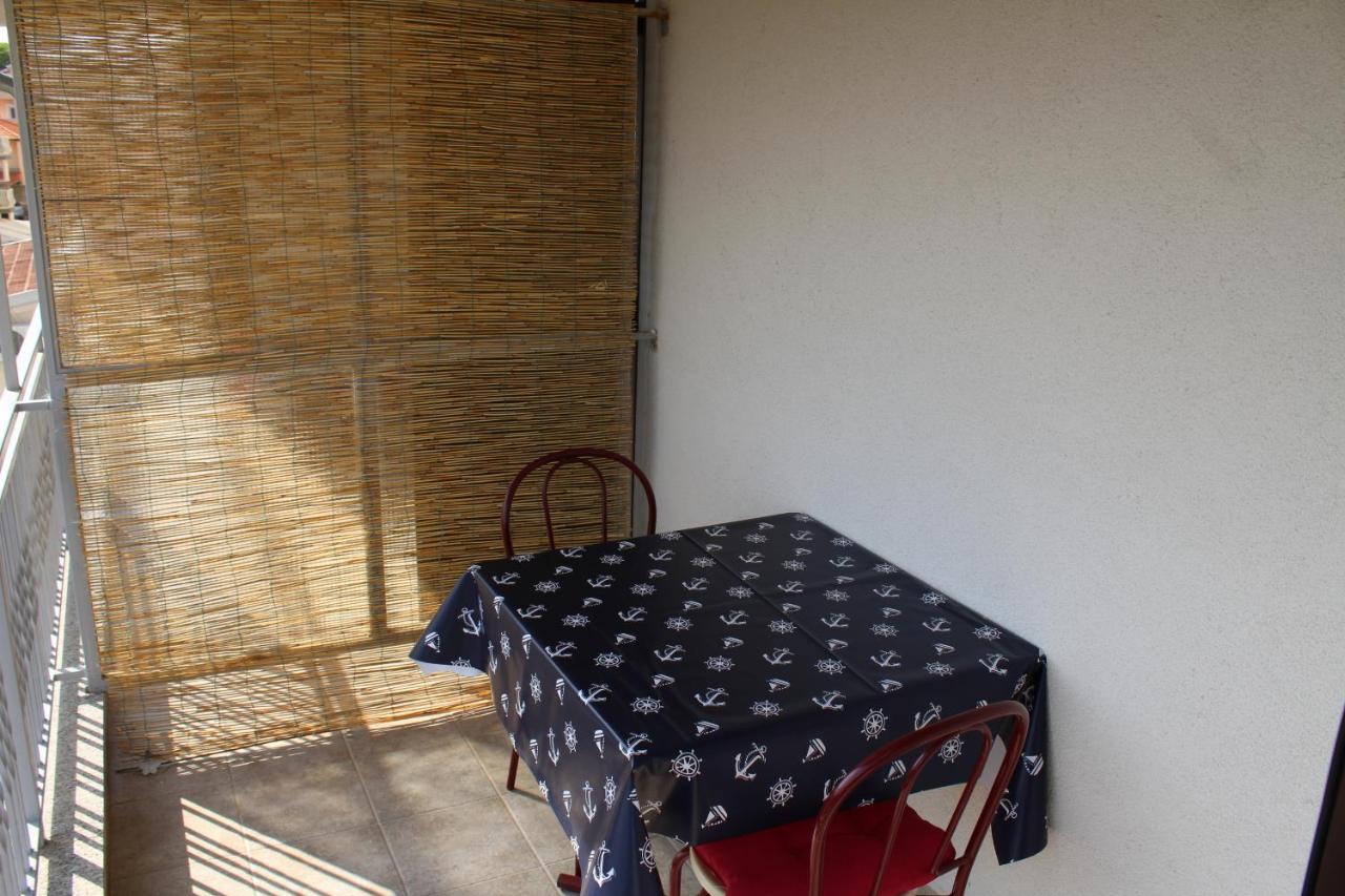 Apartments With A Parking Space Vodice - 7604 Exterior photo
